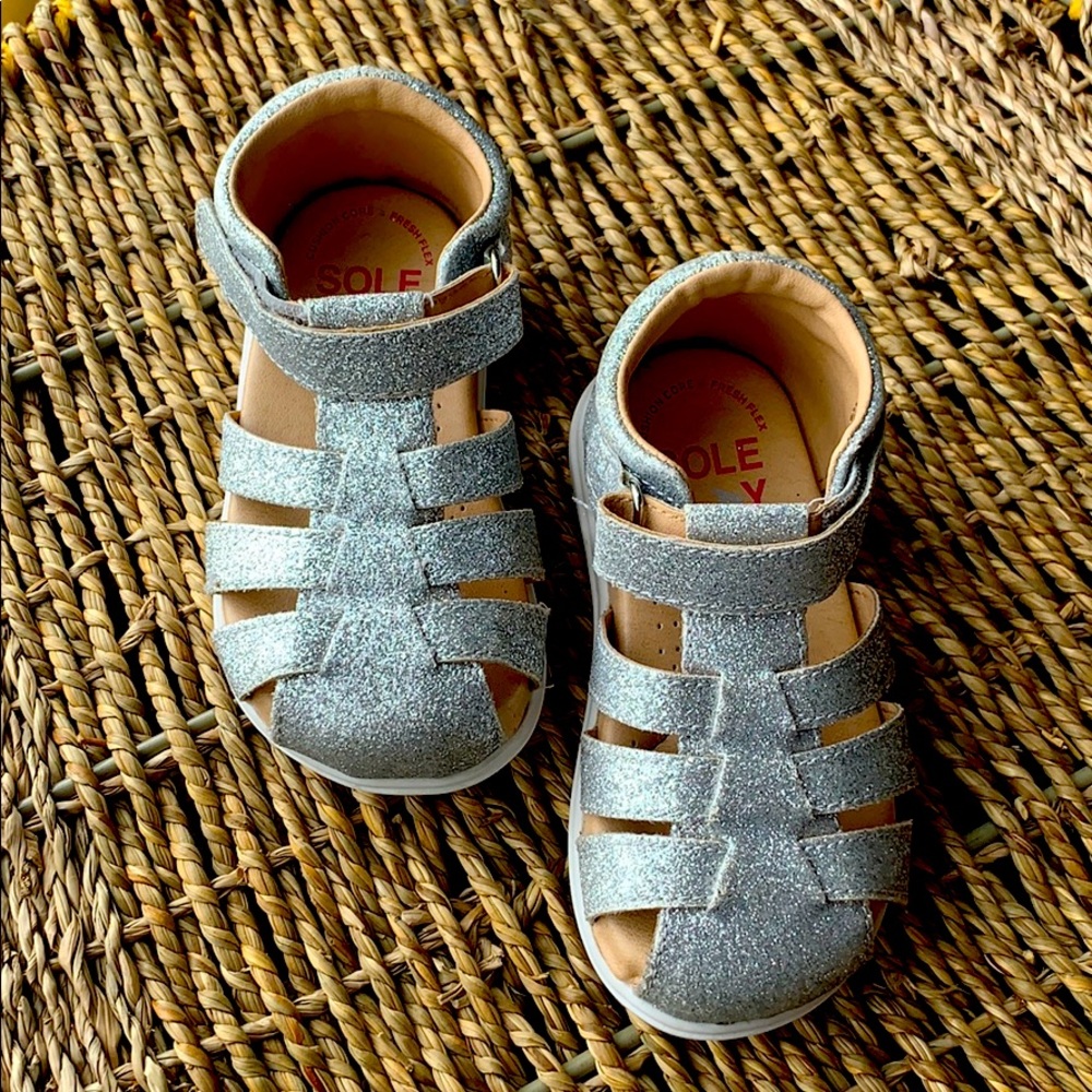 Sole play glitter sandal